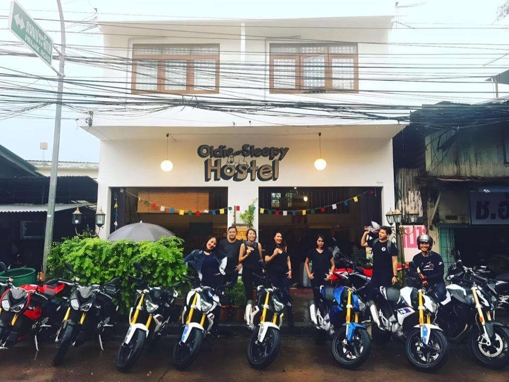 Oldie And Sleepy Hostel Udon Thani Exterior foto